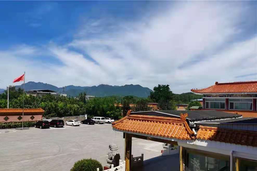 北京东方红学校国际部学费及学校简介