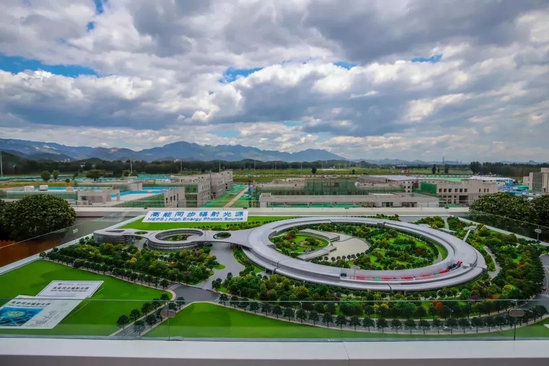 点击查看源网页