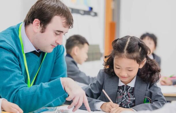 青苗国际双语学校